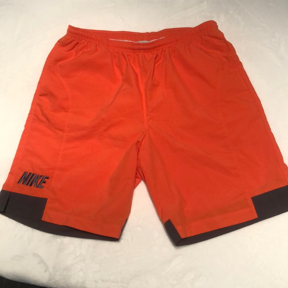 NIKE SWIM TRUNKS ORANGE AND DARK GREY SIZE LARGE